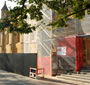 Conservation et Restauration de la Collégiale dde Neuchtel: pose de la palissade de chantier sur la partie sud - image 2/2